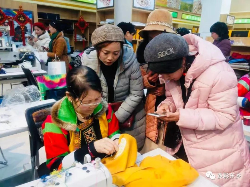 微信图片_20191218180150_副本.jpg