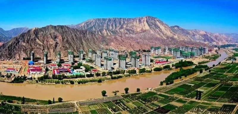 七秩薪传石榴情 不负1.jpg