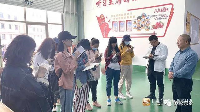 家门口2_副本.jpg