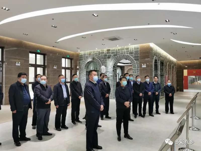 马秀兰张琪2.jpg 马秀兰张琪2.jpg