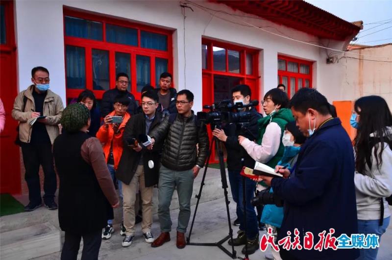 聚焦脱贫攻坚 书写临夏故事—3.jpg