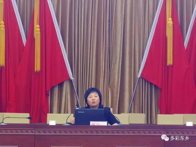 东乡县领导干部学习贯彻党的十九届六中全会精神轮训班（第一期）开班3.jpg