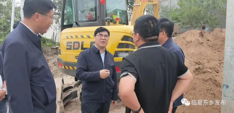 马良佐深入东塬乡河滩镇北岭乡调研指导工作2.jpg