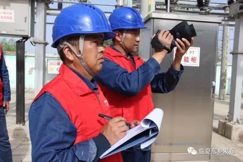 国网东乡县供电公司：保电“卫士”护航“高考”1.jpg