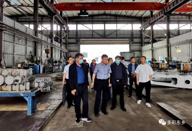 马良佐马德智带领东乡县考察团前往温州市浙江南方文旅科技股份有限公司考察1.jpg