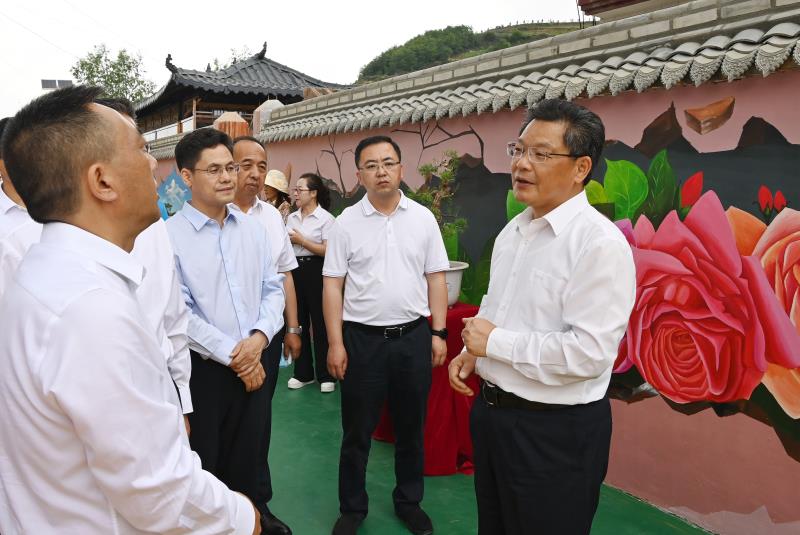任振鹤在天水市调研时强调1.jpg