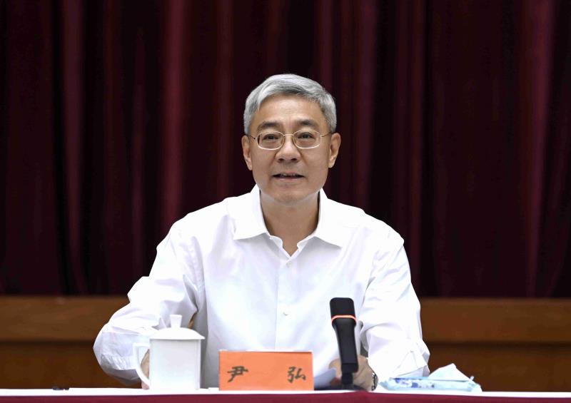 省委理论学习中心组举行2022年第四次专题学习会2.jpg