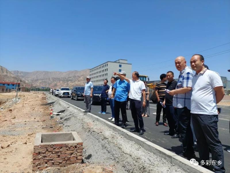甘肃省民族企业联合商会来东乡县考察沿洮河经济带平伙城项目3.jpg