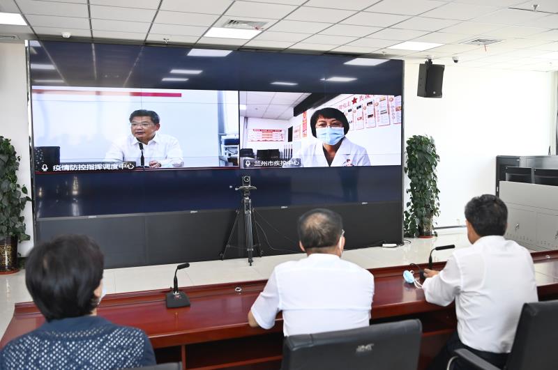 任振鹤在兰州市调研疫情防控工作2.jpg