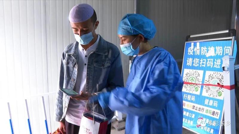 东乡县人民医院全力做好核酸检测采样工作3.jpg