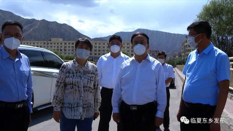 袁占亭到东乡县督查指导疫情防控工作1.jpg