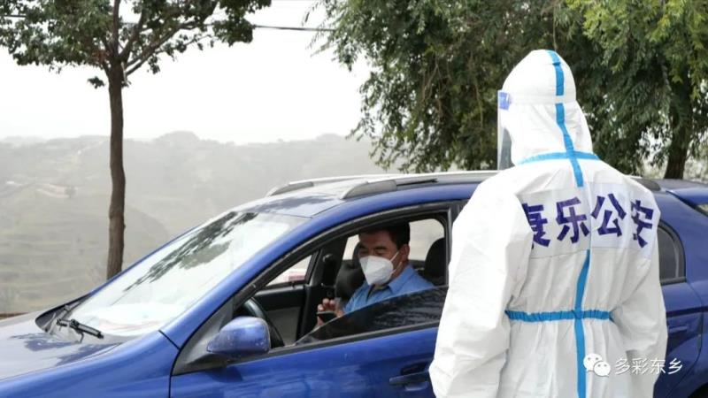 【疫情防控 东乡在行动】他们驰援东乡“疫”线 为民筑牢安全堡垒8.jpg
