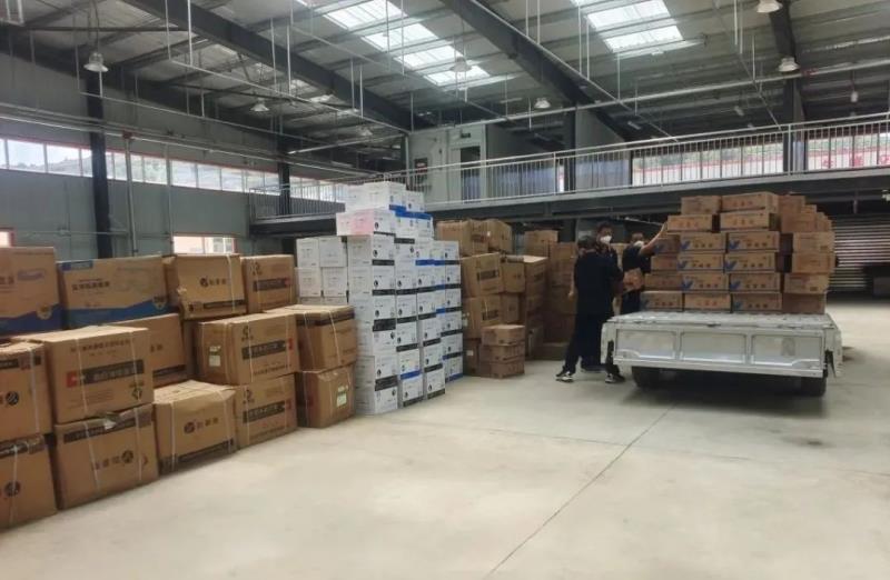 中石化情系东乡 爱心物助力抗“疫”4.jpg