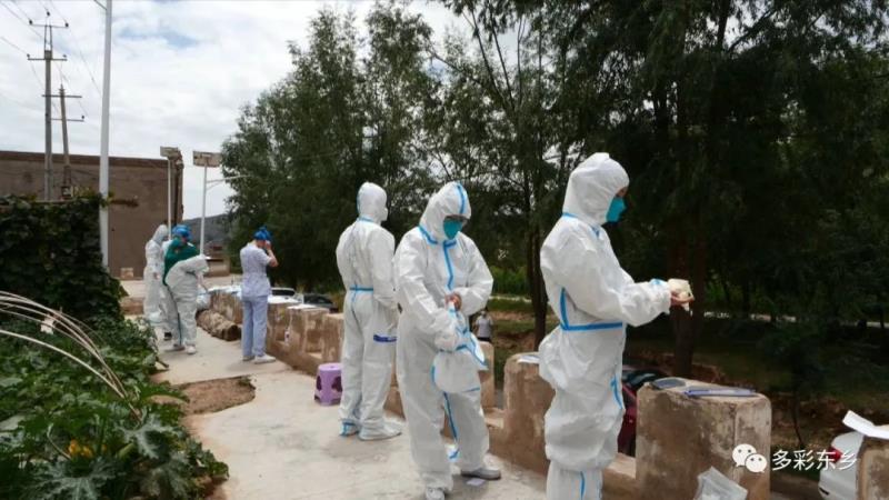 东乡县扎实开展全员核酸检测工作2.jpg