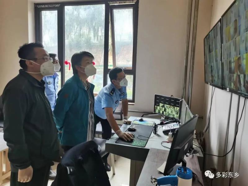 马秀兰深入锁南镇达板镇督导疫情防控工作1.jpg 马秀兰深入锁南镇达板镇督导疫情防控工作1.jpg