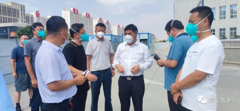 马良佐前往兰州新区看望慰问州县抽调防疫工作人员3.jpg